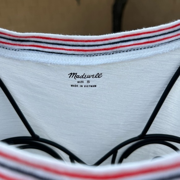 EUC Madewell White Tee w/ Stripe Neckline Sz Small - Picture 4 of 4